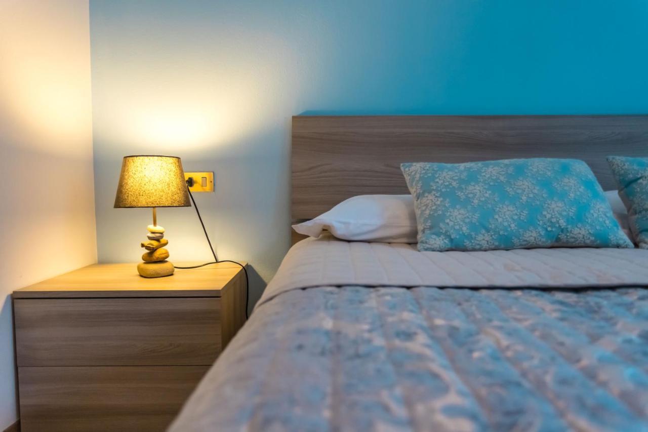Porto Azzurro Apartment Varenna Eksteriør bilde