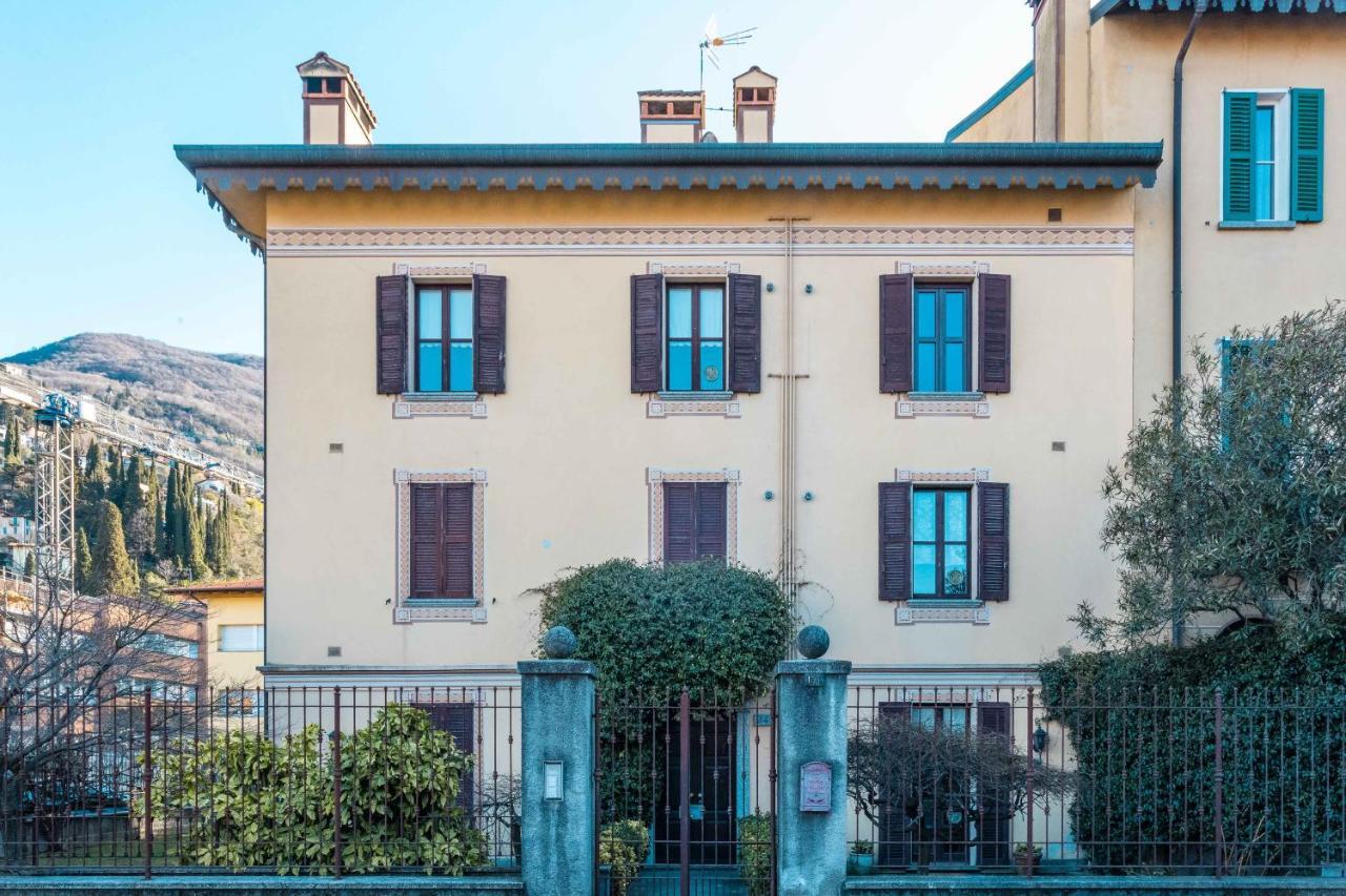 Porto Azzurro Apartment Varenna Eksteriør bilde