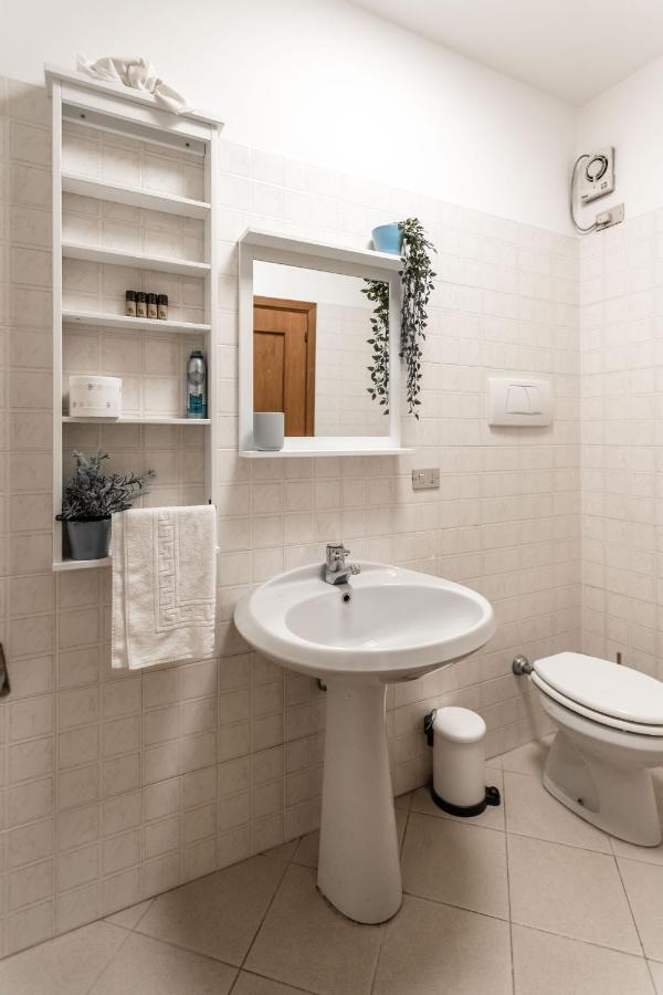 Porto Azzurro Apartment Varenna Eksteriør bilde